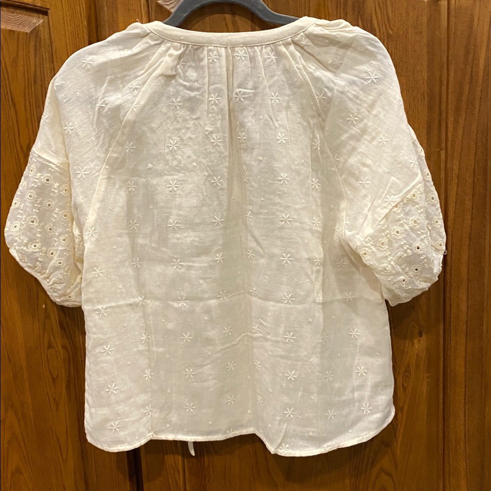 NWT Mystree Ivory Embroidered Peasant Blouse with Tie Neck size small - Picture 8 of 8